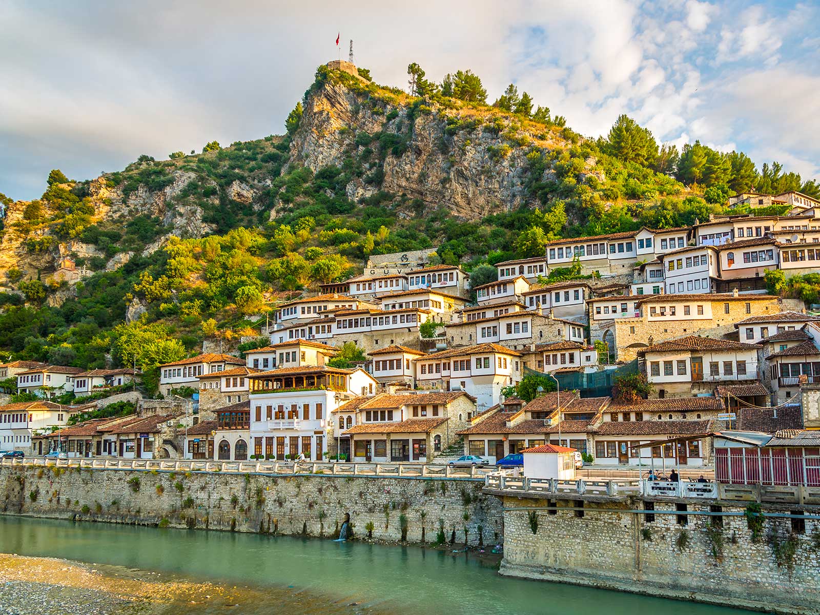 Imprescindibles en Albania