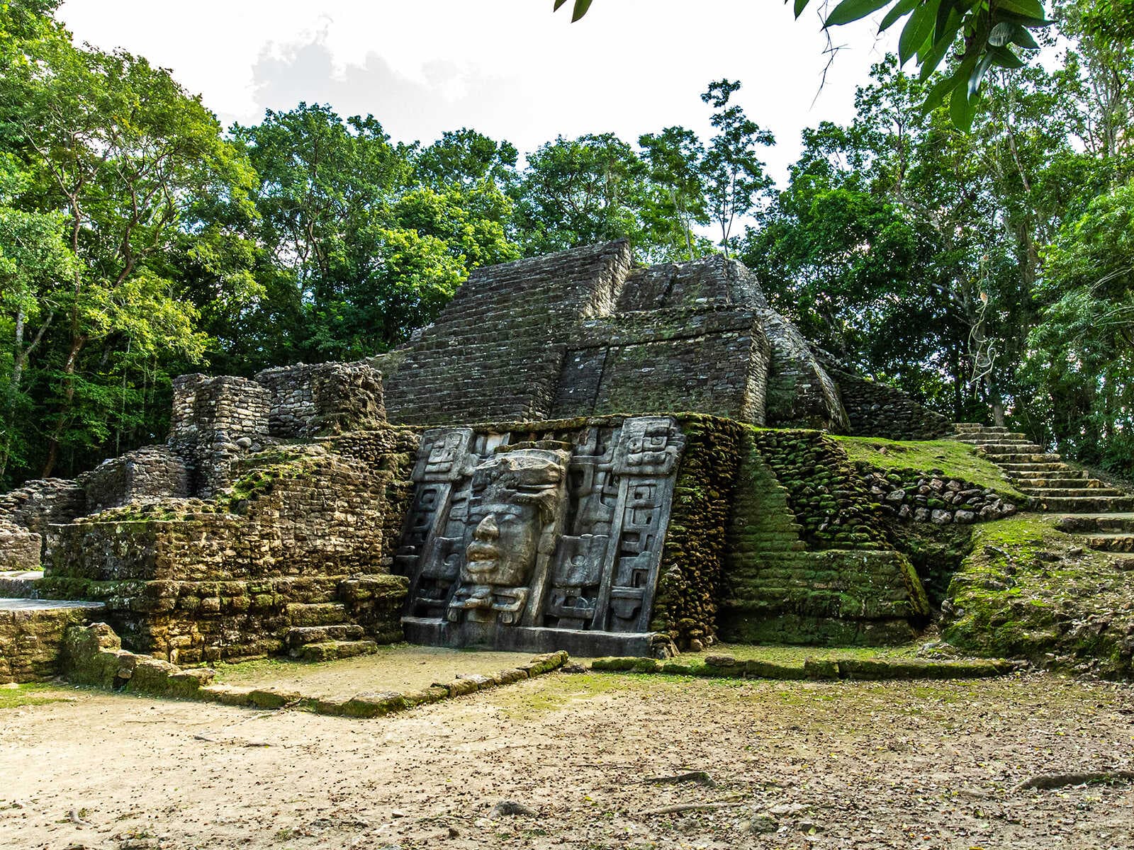 Reserva Arqueológica Lamanai 1