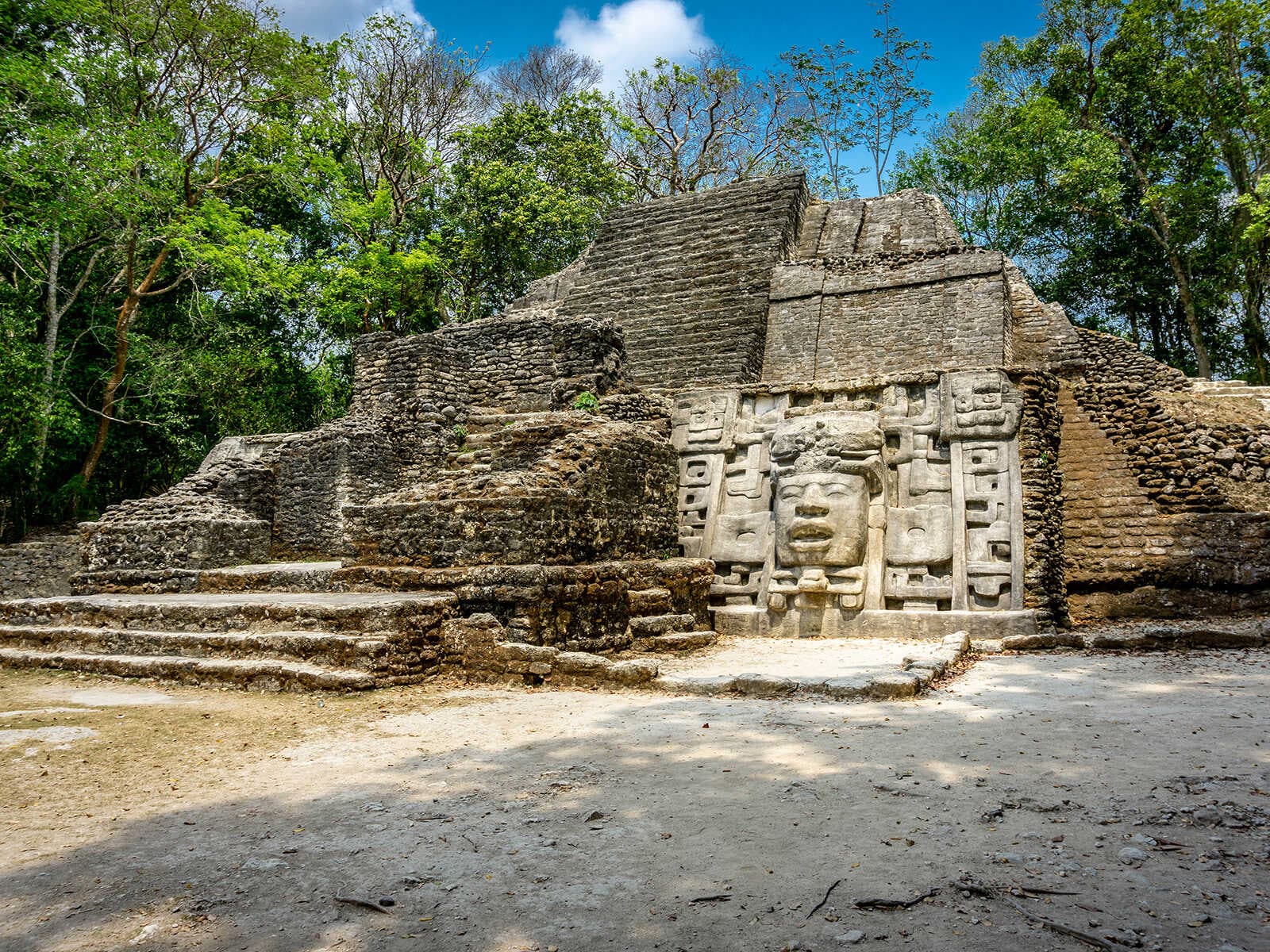 Reserva Arqueológica Lamanai