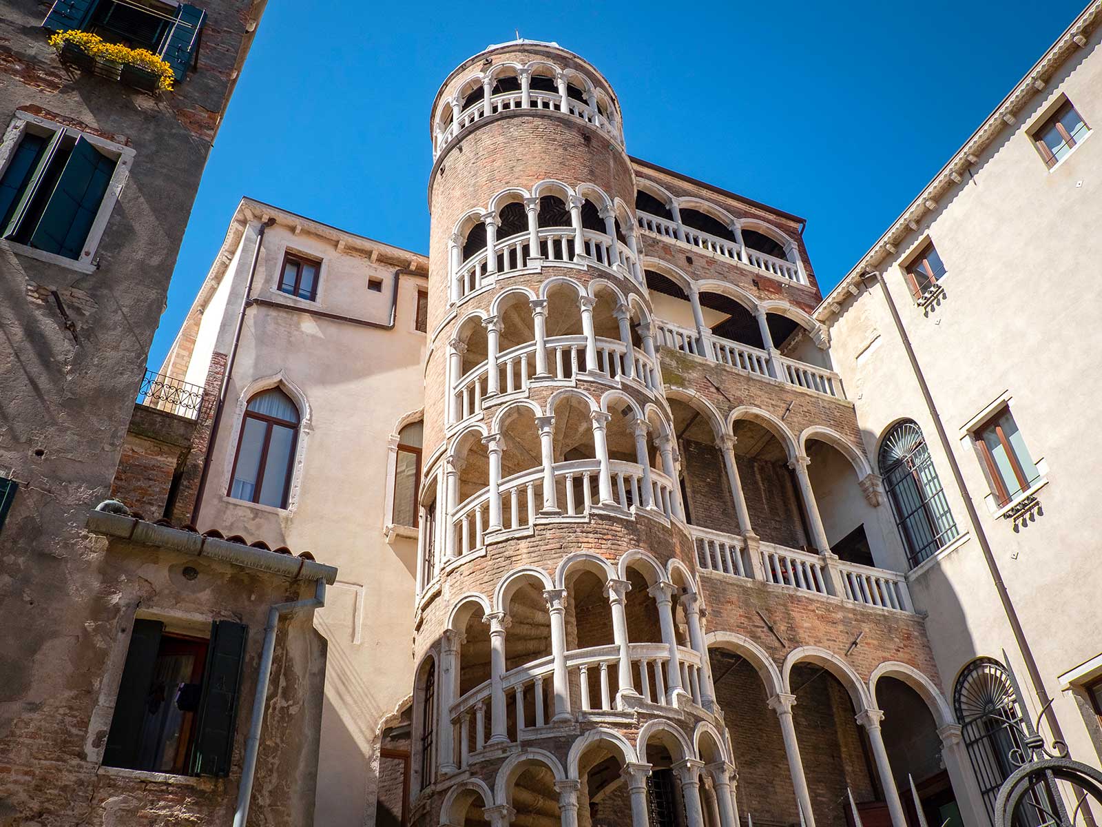 Palazzo Contarini del Bovolo
