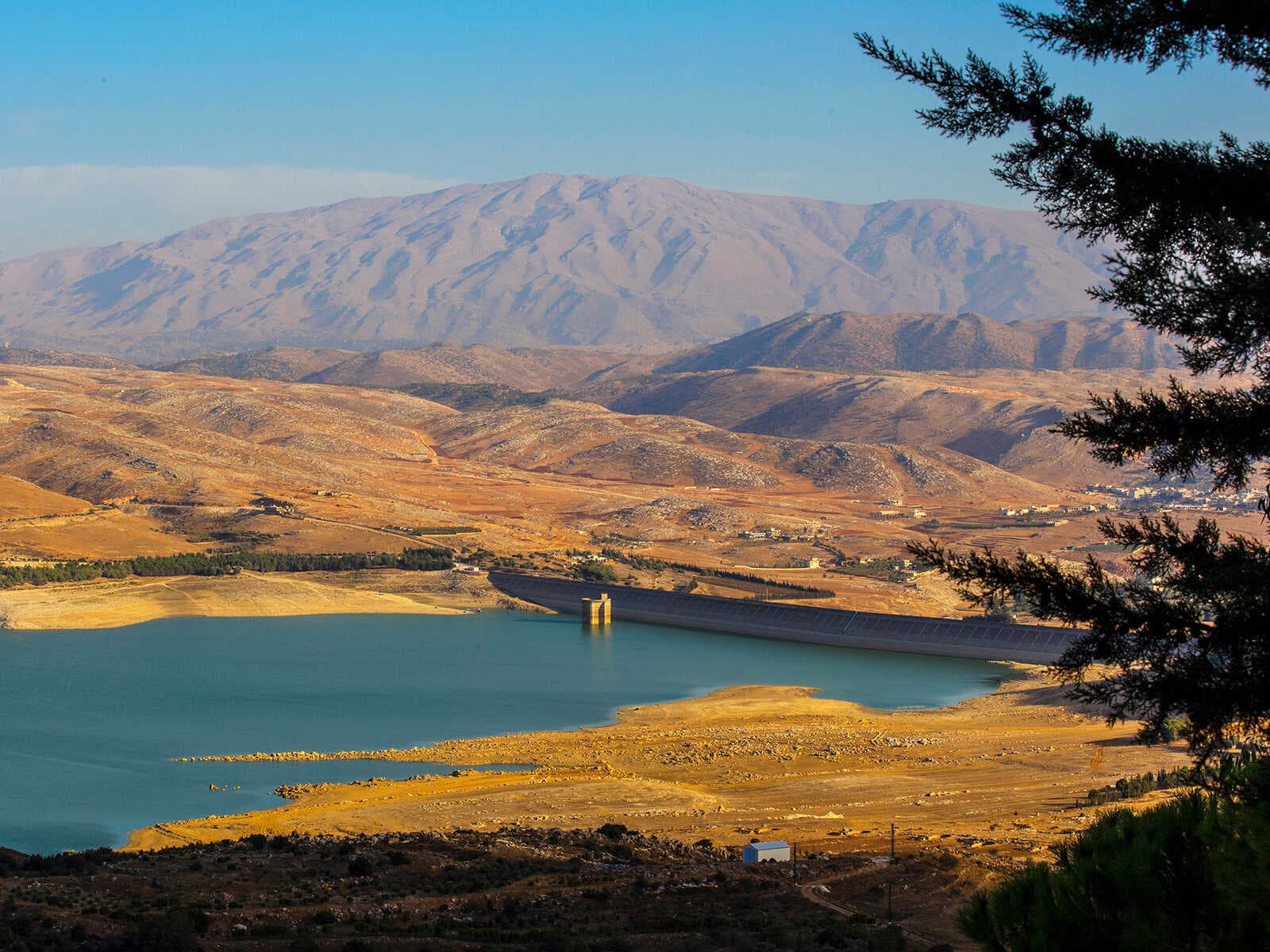 Lago Qaraoun