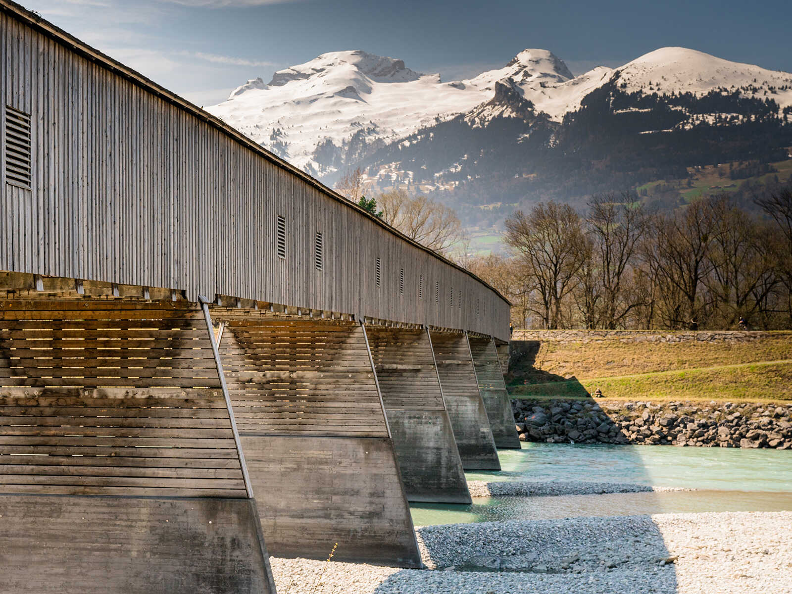 Puente Viejo del Rin