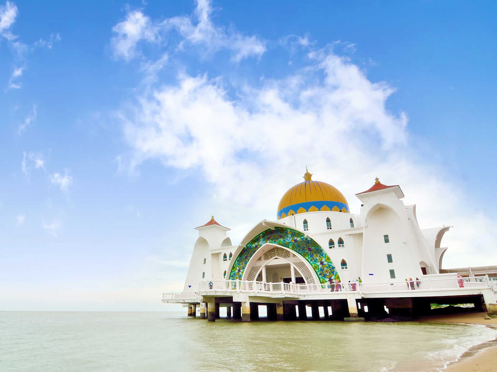 Mezquita del Estrecho de Melaka 1