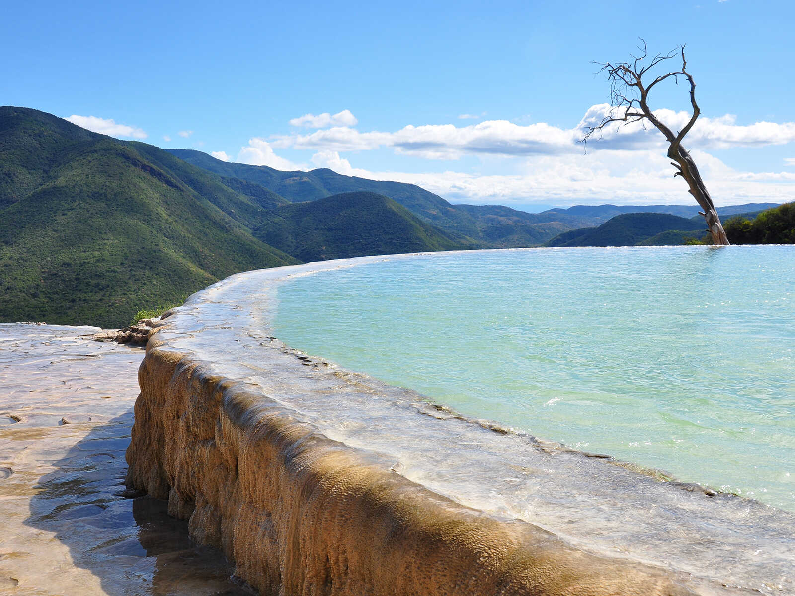 Hierve el Agua 1