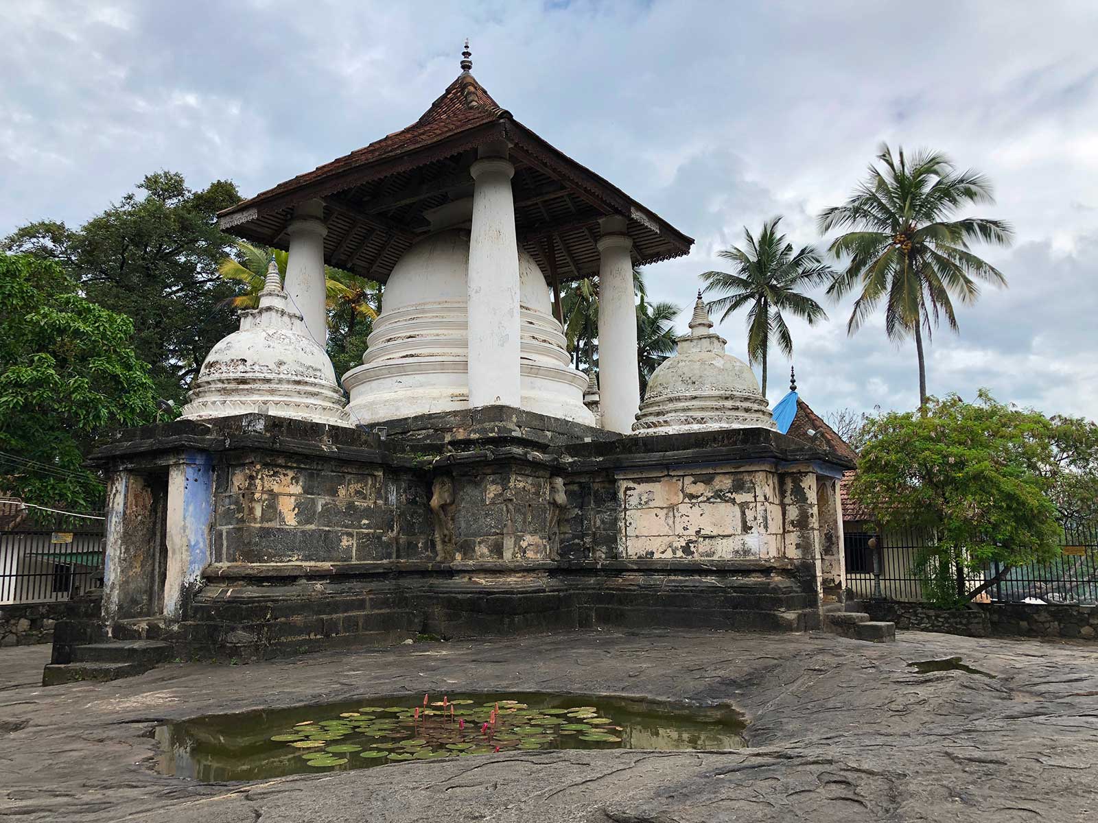 Gadaladeniya Rajamaha Viharaya