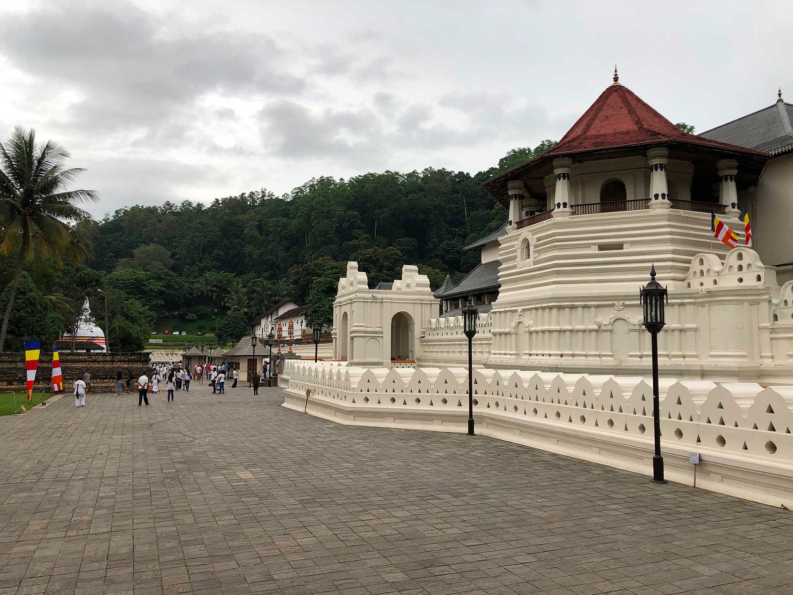 Templo of the Sacred Tooth Relic