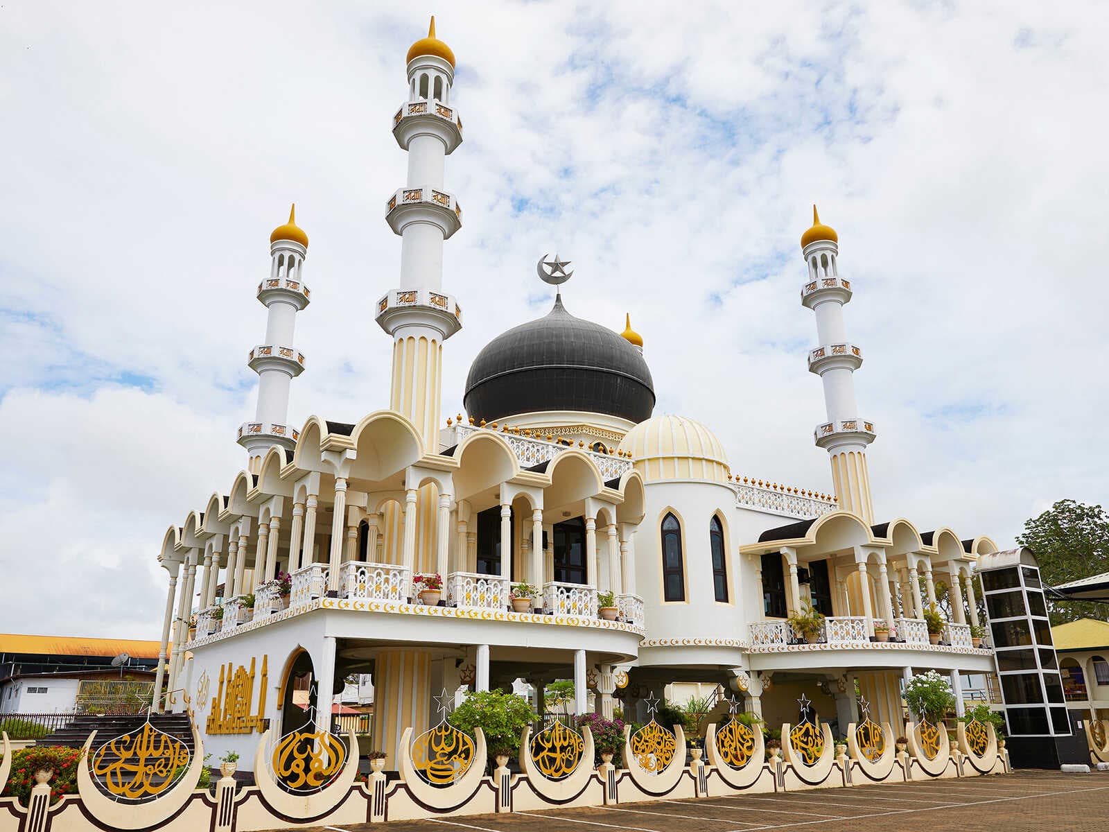 S.I.V. Mosque