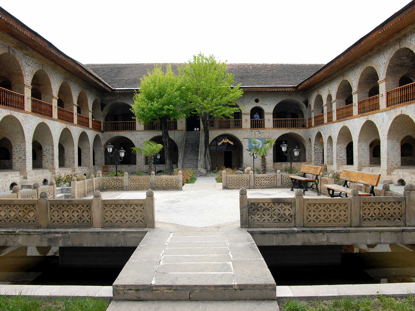 Additional view 2 of Sheki