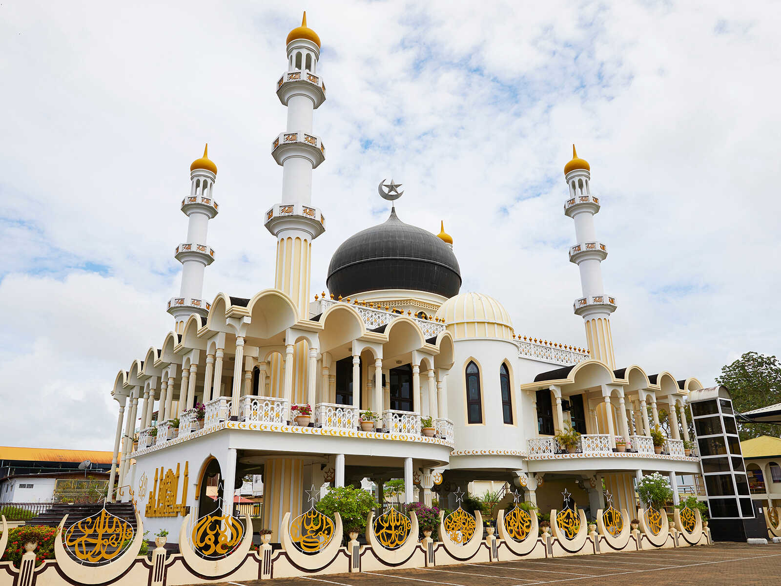 S.I.V. Mosque