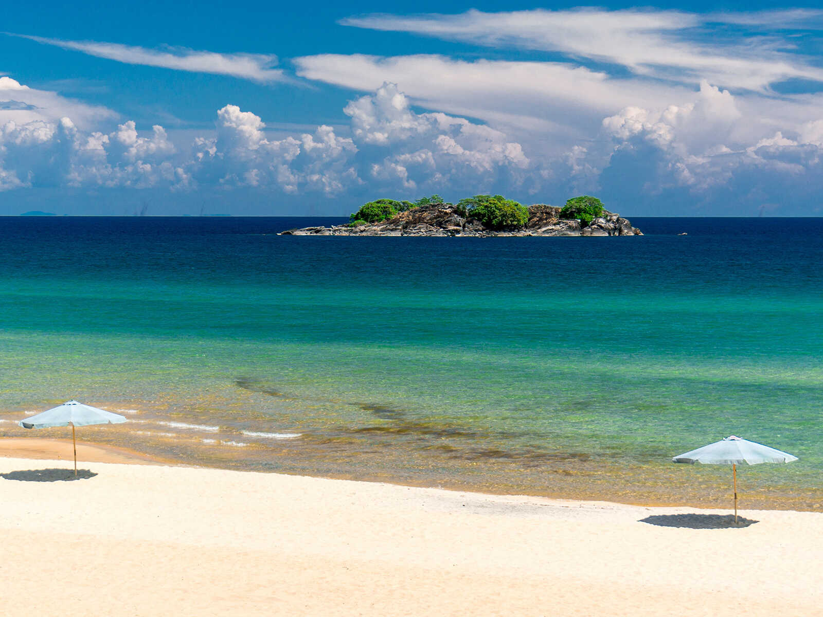 Additional view 1 of Lake Malawi National Park