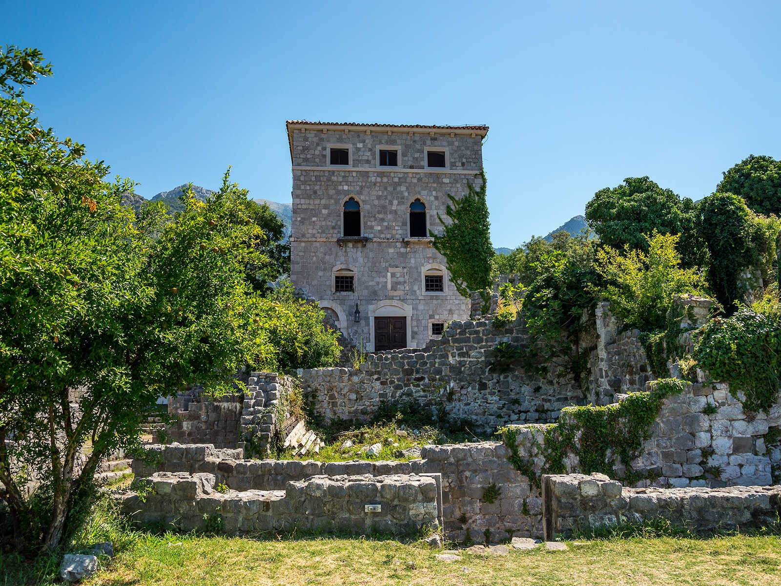 Stari Bar