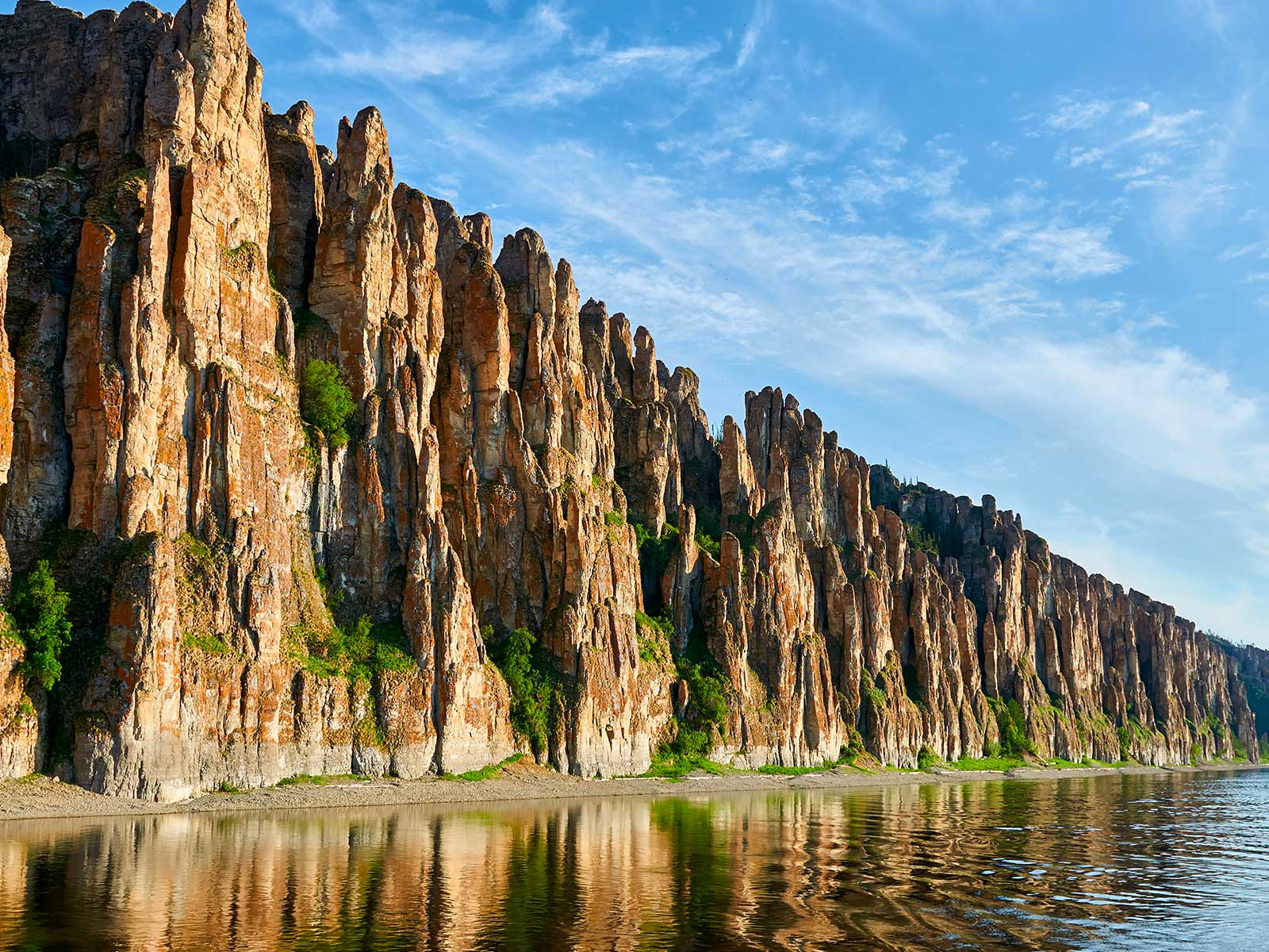 Lena Pillars